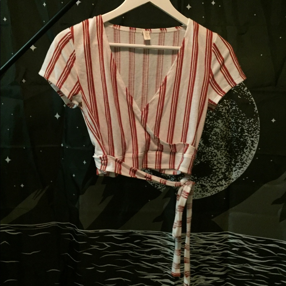Crop Wrap Horizontal Stripe Top. Size XS/0-2.